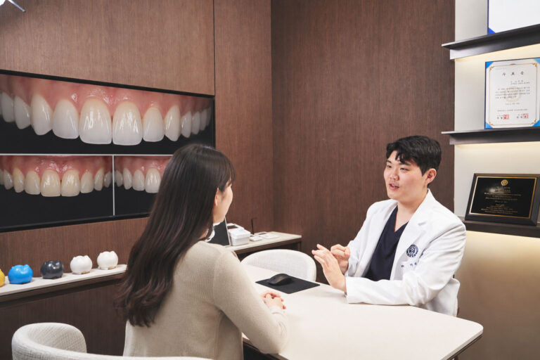 인천대입구역 라미네이트 자연스러운 앞니 연세꿈꾸는치과교정과의원 인천송도점